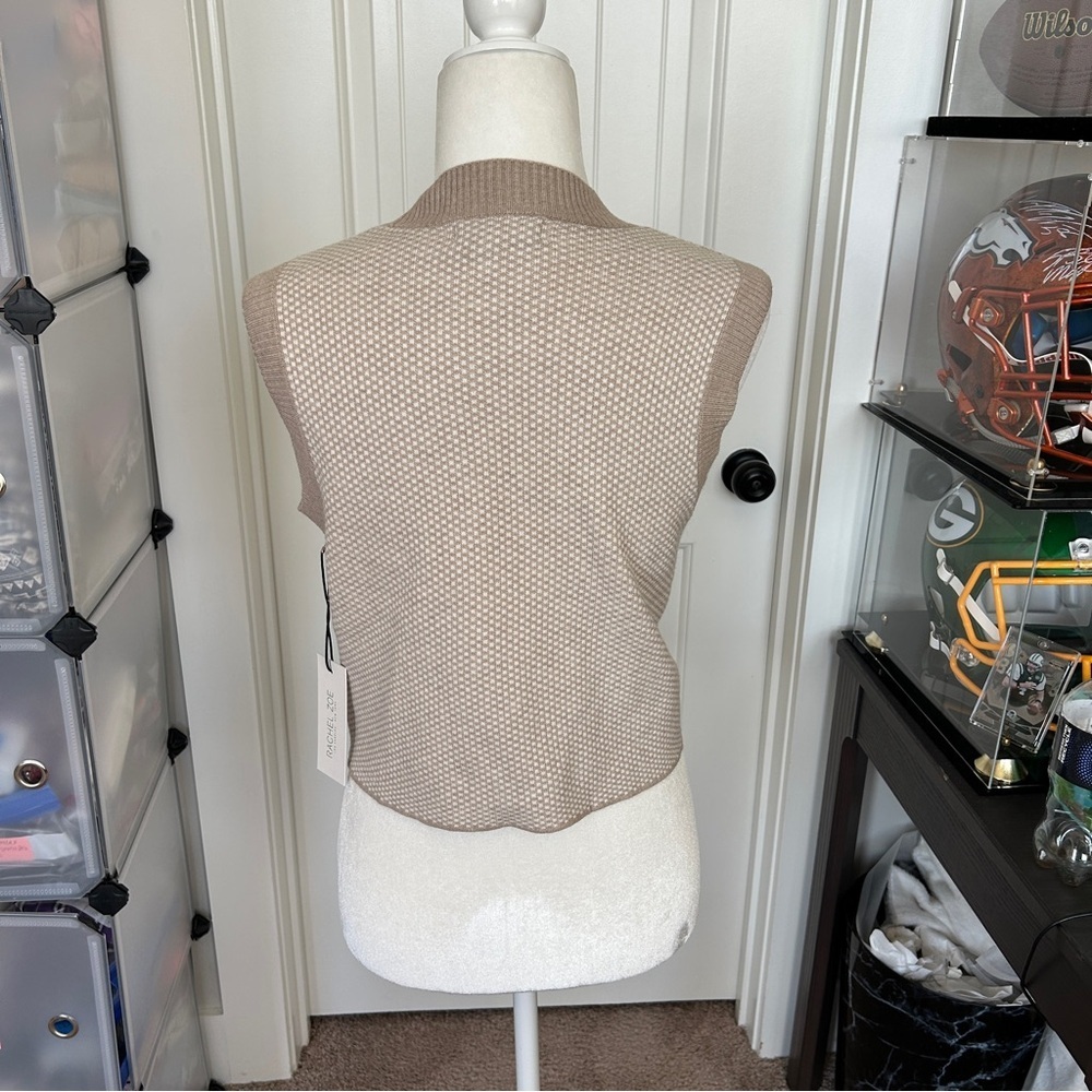 Rachel Zoe Cream Tan Textured Sweater Vest NWT Size Small - Picture 4 of 7